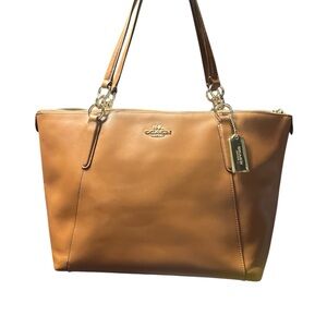 Coach Ava Leather Tote in caramel Brown